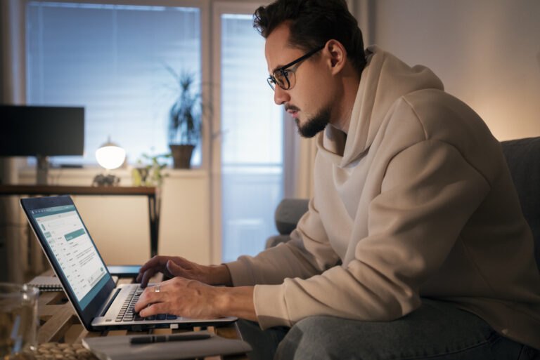 How to Turn a MacBook into a Gaming PC