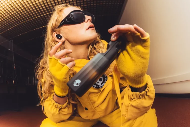 Skullcandy Works with Bose to Make Method 360 ANC Earbuds